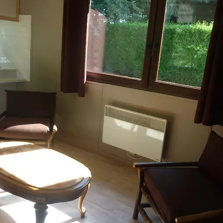 Relais Du Saussay Pertheville-Ners